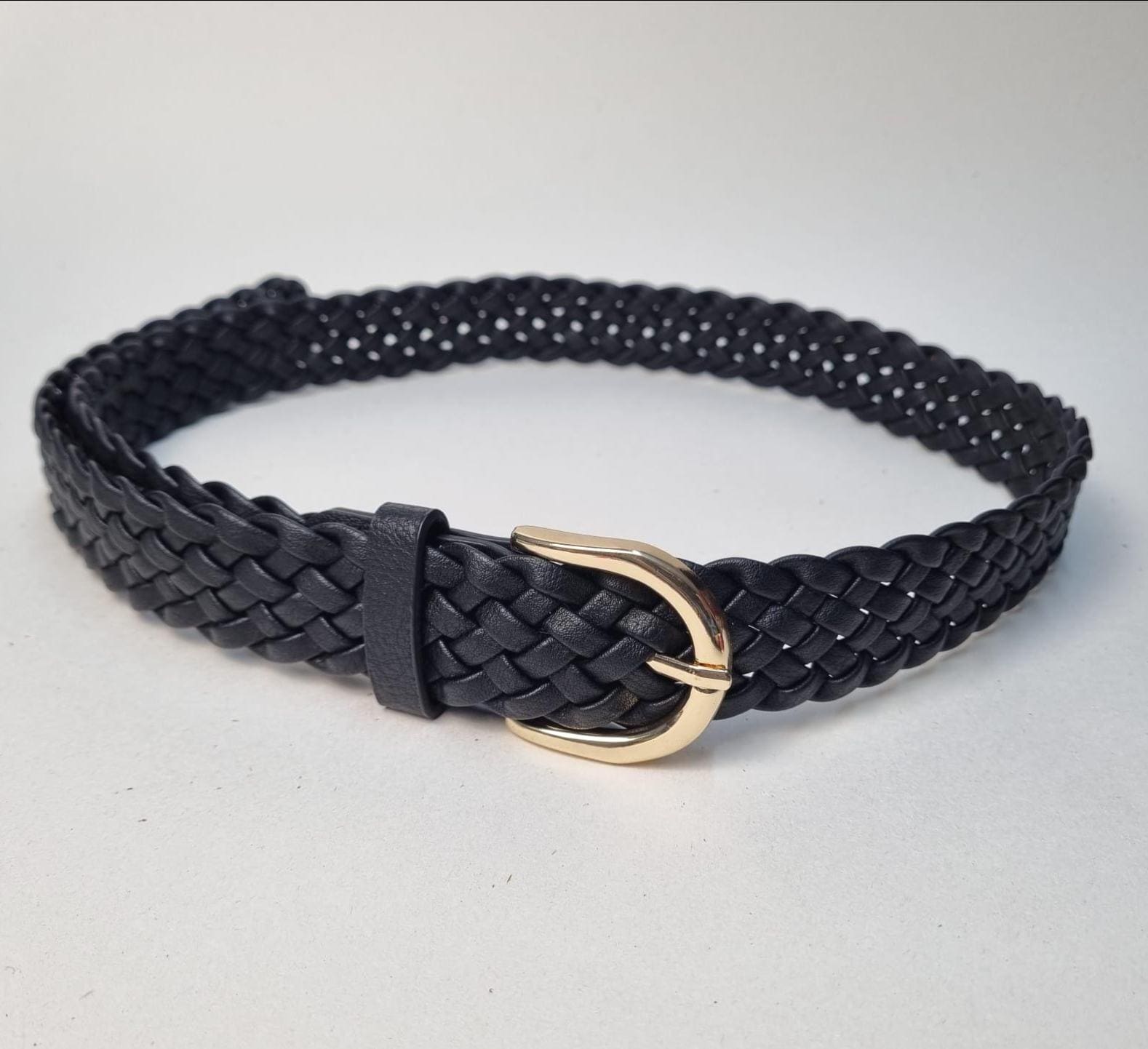 Black Woven Vegan Leather Belt: Gold Buckle, Adjustable Boho  display picture 3