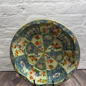 Vintage Daher Floral Tin Bowl: English Decorative Collectible 1971