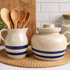 Vintage Robinson Ransbottom Stoneware Bean Pot: 2 Qt Cream & Blue Striped Crock with Lid