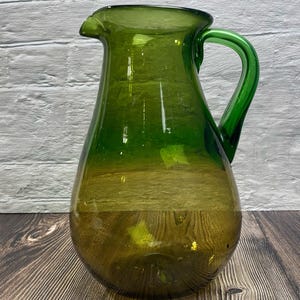 Hand Blown Green and Yellow Glass Pitcher – Unique Glass Jug – Artisan Barware – Vintage Style Home Decor – Elegant Glassware