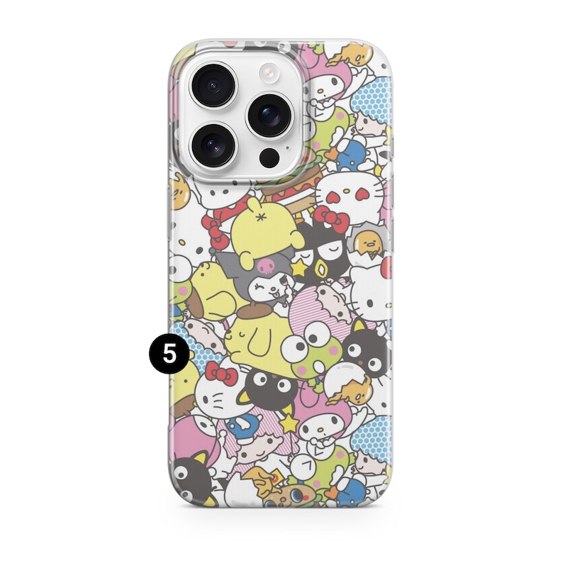 Puede incluir: Una funda transparente para tel&eacute;fono con un colorido patr&oacute;n de personajes de dibujos animados. El dise&ntilde;o incluye personajes en varios colores, como amarillo, rosa, negro y verde, creando una est&eacute;tica l&uacute;dica y vibrante. La funda tiene un recorte para la c&aacute;mara.