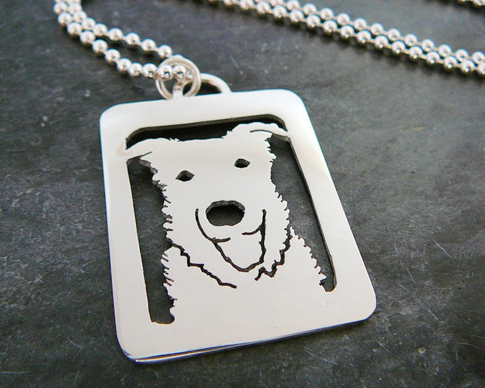 Custom dog pendant Clearance