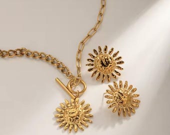 Belle Bow Studs Earrings 18K  Plated Gold