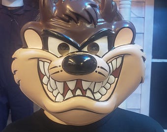 Vintage 1997 NEW old stock Warner Brothers Looney Tunes Tasmanian Devil Mask READ DESCRIPTION