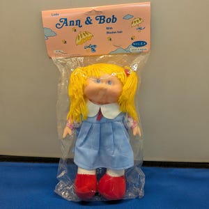 1980s Little Ann & Bob Yarn hair Cabbage Patch 7 inch NEW old stock knock-off Girl doll Made in Macau