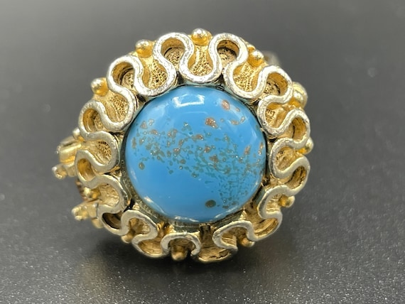 pillbox ring