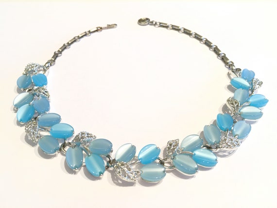 Vintage Lisner Blue Jewelry Gem vintage lisner blue jewelry gem