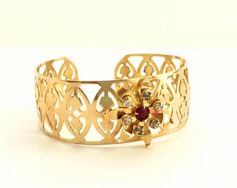 Rhinestone Cuff for Women, Art Deco Jewelry, Vintage Gold Red Bracelet, Wide Filigree Flower Bangle