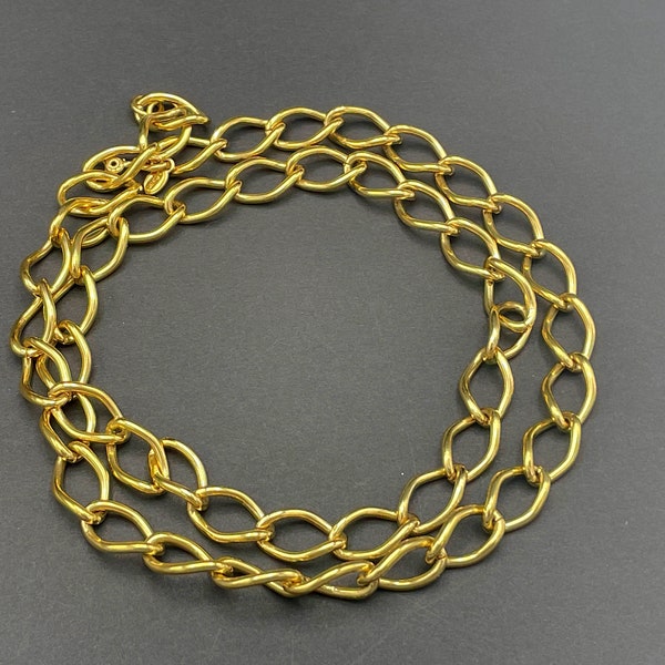 Monet Gold Chain Necklace, 70s Vintage Jewelry, 1970s Monet Jewelry, Gold Curb Chain Monet Necklace, Long 24" Necklace, Matinee Length