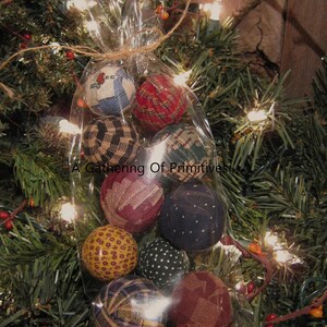 10 Homespun Hand Wrapped NO Styrofoam RAG BALLS Primitive Handmade Bowl Filler Tucks Ornies Ornaments