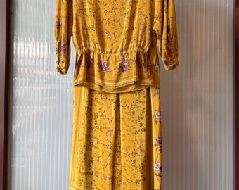 1980s Mustard Yellow & Lilac Floral Blouse Skirt Set