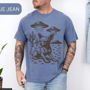Vintage Chihuahua UFO T-Shirt, Chihuahua Cowboy Shirt, Chihuahua Western Tee, Retro Chihuahua Tee, Chihuahua Mom Dad Gift, Retro Sci-Fi Dog Blue Jean