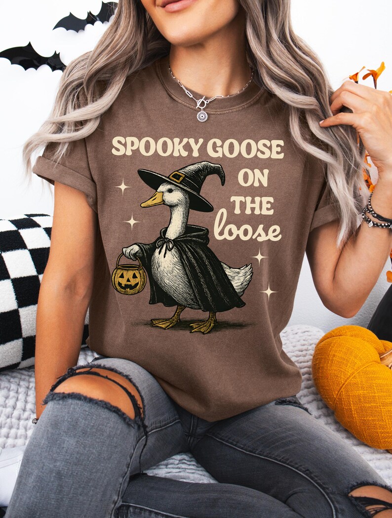 Spooky Goose Halloween T-Shirt, Halloween Witch Shirt, Retro Goose Halloween Tee, Funny Witch Costume Shirt, Animal Lovers Halloween Gift Espresso