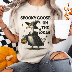 Spooky Goose Halloween T-Shirt, Halloween Witch Shirt, Retro Goose Halloween Tee, Funny Witch Costume Shirt, Animal Lovers Halloween Gift Ivory