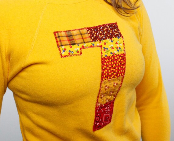 Vintage 80's sweatshirt, golden yellow, Handmade … - image 6
