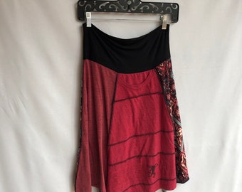 Recycled tee shirt skirt  medium with rayon waistband