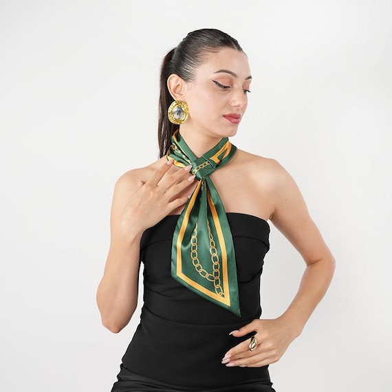 Green Chain Style Skinny Scarf, Artist Neck Scarves, Double Sided