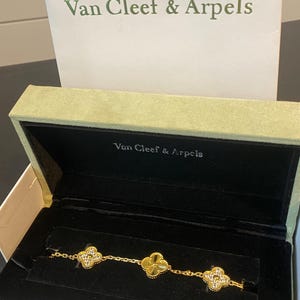 Van Cleef & Arpels 18K Yellow Gold 5 Motifs Vintage Bracelet AUTHENTIC