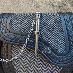 Grey Tweed & Black Leather Kilt Sporran Pin Lock