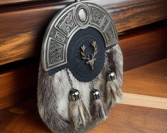 Antique Stage Head Kilt Sporran for Men – Scottish Highland Sporran with 3 Fur Tassels & Chain Belt | Antique Celtic Design