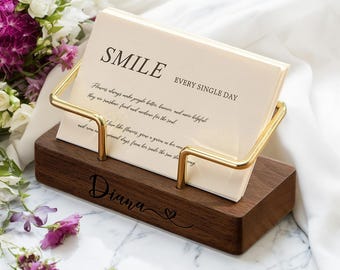 Personalisierter Visitenkartenhalter aus Walnussholz, individuell gravierter Schreibtischorganizer, Stifte- und Kartenbox aus Holz, Bürogeschenk für Männer und Frauen