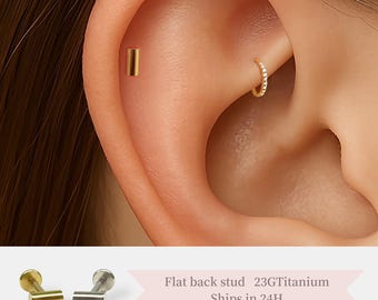 Goudstaaf met platte achterkant – schroefdraadloze titaniumoorbel • Minimalistische platte achterkant voor helix-, tragus- en kraakbeenpiercings