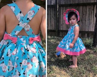 RETRO KITTY impresión vestido de niño y sombrero, tamaño 18-24 meses, azul, rosa, blanco