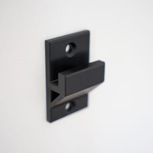 Wall Mount for LEGO® Technic™ McLaren Formula 1™ Race Car (42141)