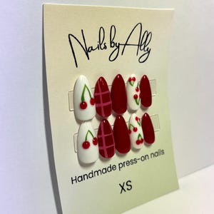 Red cherries press on nail set