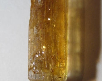 Naturligt avslutad - NATURLIG - Imperial Topas Kristall .... 29 x 12 x 10 mm ............. B726