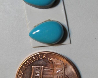 NATURAL ..Sleeping Beauty  Turquoise cabs  ...                 4 x 6 mm    ................                B953