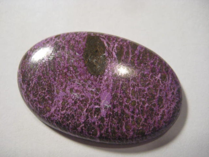 36 x 23 x 5 mm Purpurite Cab B5440