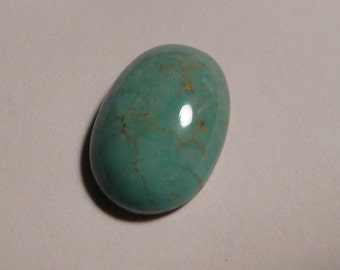 Kingman Turquoise ....... Natural  .......  17 x 12 x 5.8 mm  ...      a2435