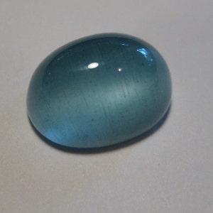 Aquamarine Cab .............. 11 x 9 x 6 mm ... 483 image 1