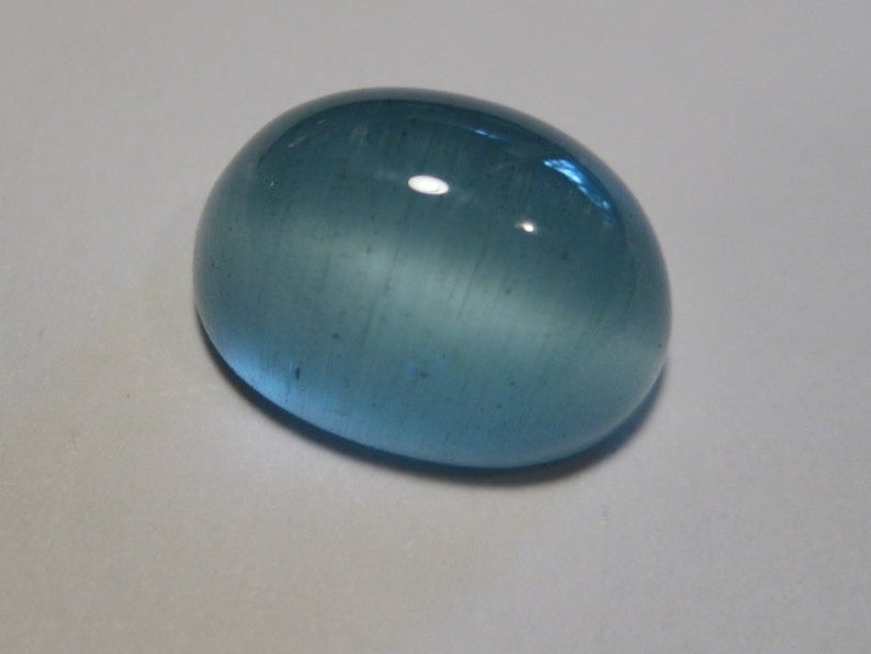 Aquamarine Cab .............. 11 x 9 x 6 mm ... 483 image 5