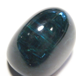 Indicolite Tourmaline cab ........ 16 x 11 x 11 mm ........... 470 image 3