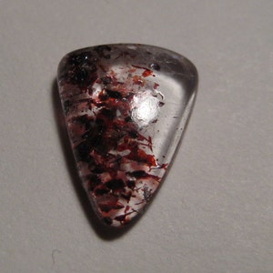 Red Fire Quartz  ... Lepidocroiste in Quartz  ......     12 x 8  x 3  mm ..       1460