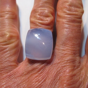 Malawi  Blue Chalcedony cab.......   20 x 17 x 7 mm  .......B3615