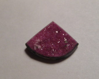 PREMIUM Cabalto Calcite Druzy  ........  HOT Bubble Gum Pink   13 x 17 x  4  mm ........        a773