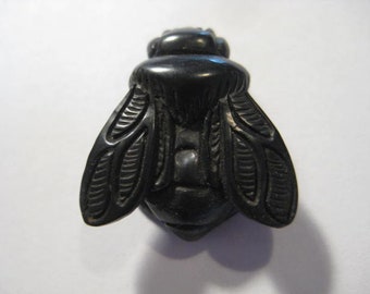 carved  Jet Bee  bead  .     Fully Carved      24 x 20 x 10 mm .         B5455