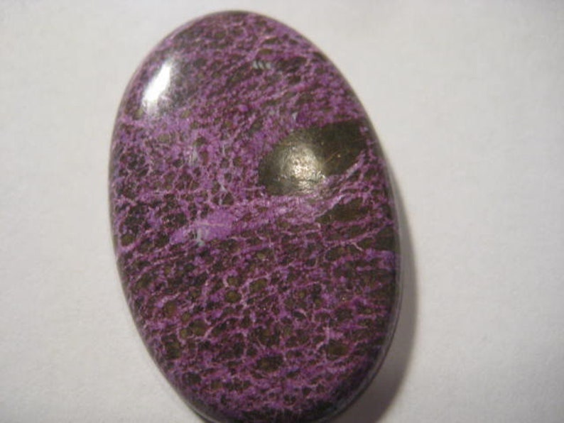 36 x 23 x 5 mm Purpurite Cab B5440
