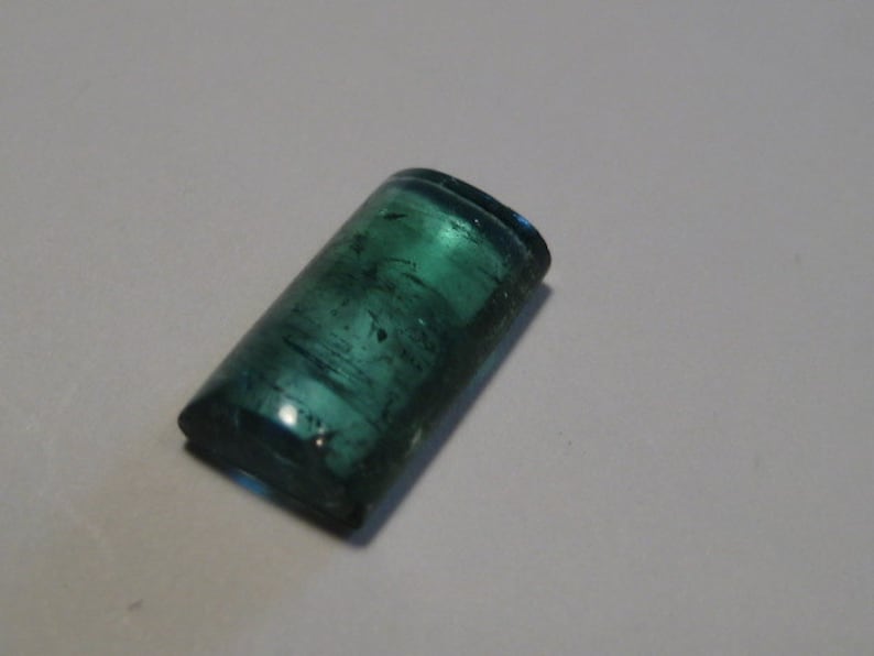 Indicolite Tourmaline cab ........         11 x 6 x 3.6 mm  ...........                                  481