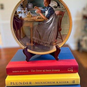 Norman Rockwell Knowles Collectors Plate - Rediscovering Women Collection 9e uitgave: &quot;Working In the Kitchen&quot; Made in USA