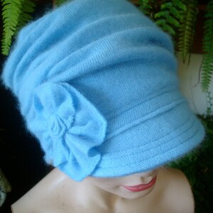 womens peak cap