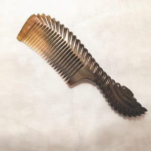 ヤクの角の櫛 - Etsy 日本