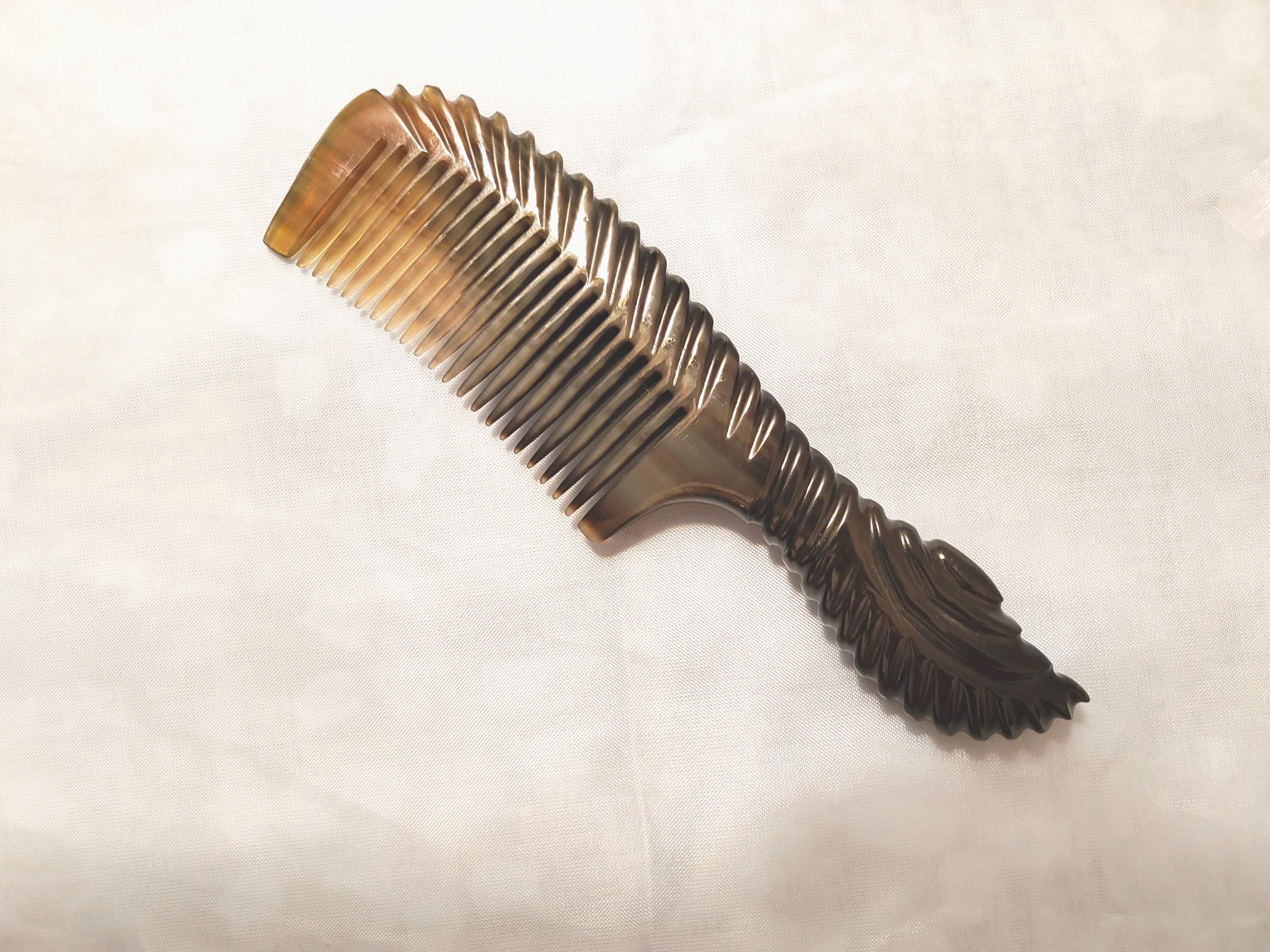 ヤクの角の櫛 - Etsy 日本