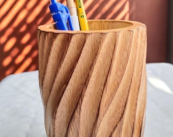 Handcrafted Mango Wood Pen Holder Unique Design Office Decor Desk Organizer Home Decoration Desk Accessory Natural Wood Color B