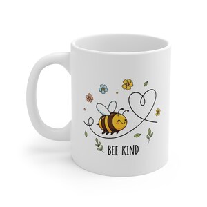Taza "Apicultura", adorable regalo floral de abejorro, taza positiva de primavera, juego de palabras inspirado en la naturaleza, regalo saludable para los amantes de las abejas, taza de la bondad del jardín