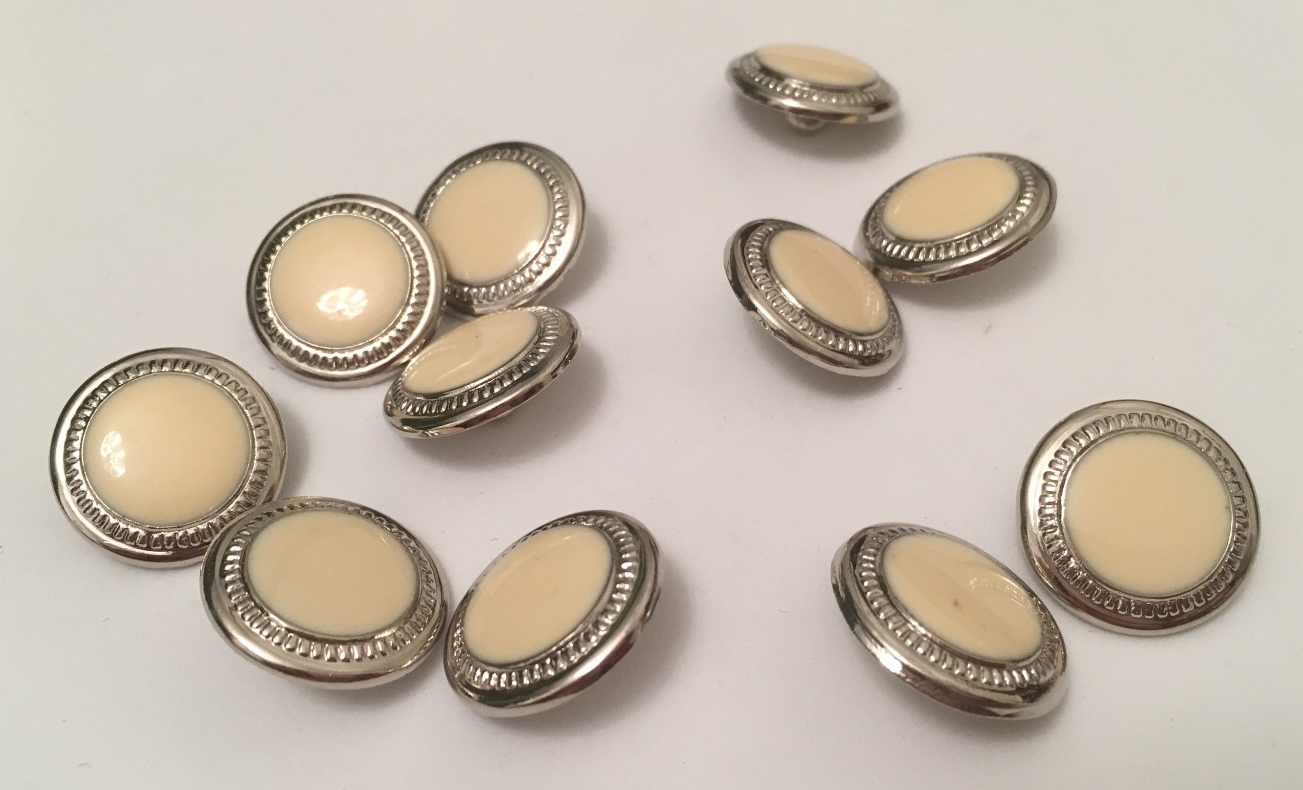 10 Antiqued Silver Metal Buttons 14mm X 14mm 4 Hole Silver Button