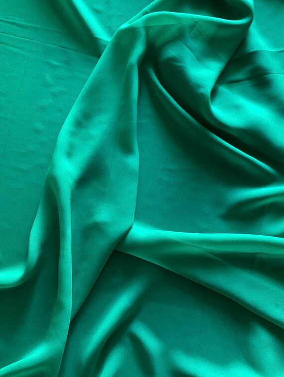 TEXTILE STATION Tissu De Mousseline De Soie 100 % Polyester Crêpe Mousse Transparent 111,8 Cm (5 M – Vert Menthe Fleur